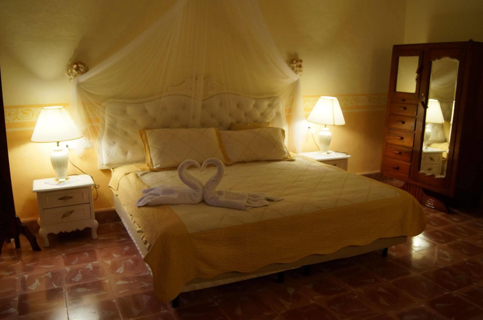 Casa Marlene Otel Valladolid  Dış mekan fotoğraf